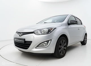 Hyundai i20 1.2 HP i-Motion | Cruise | Airco |LED| BJ 2015