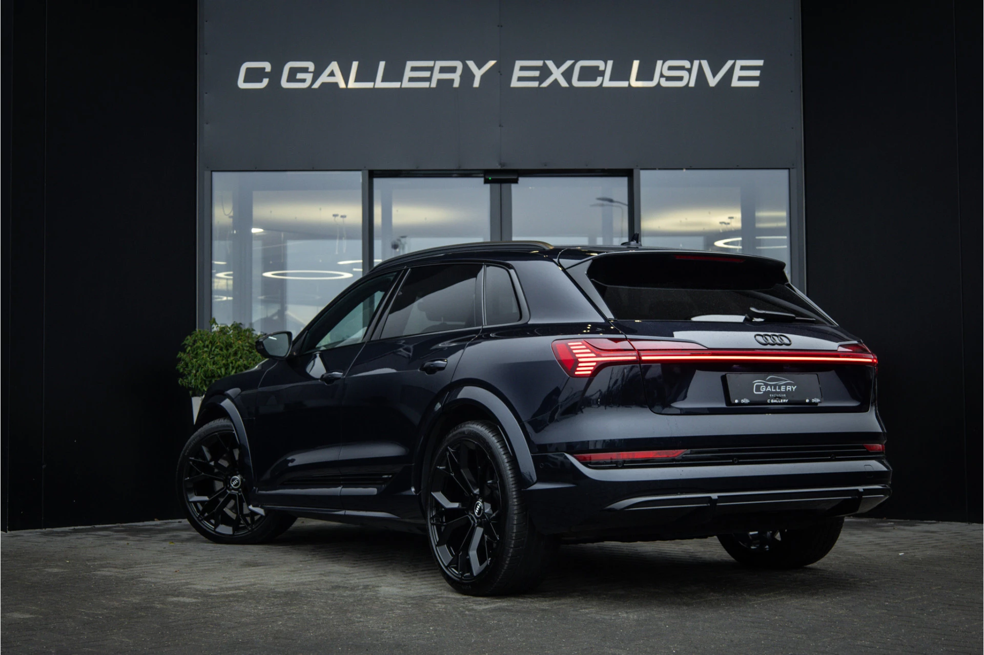 Hoofdafbeelding Audi e-tron