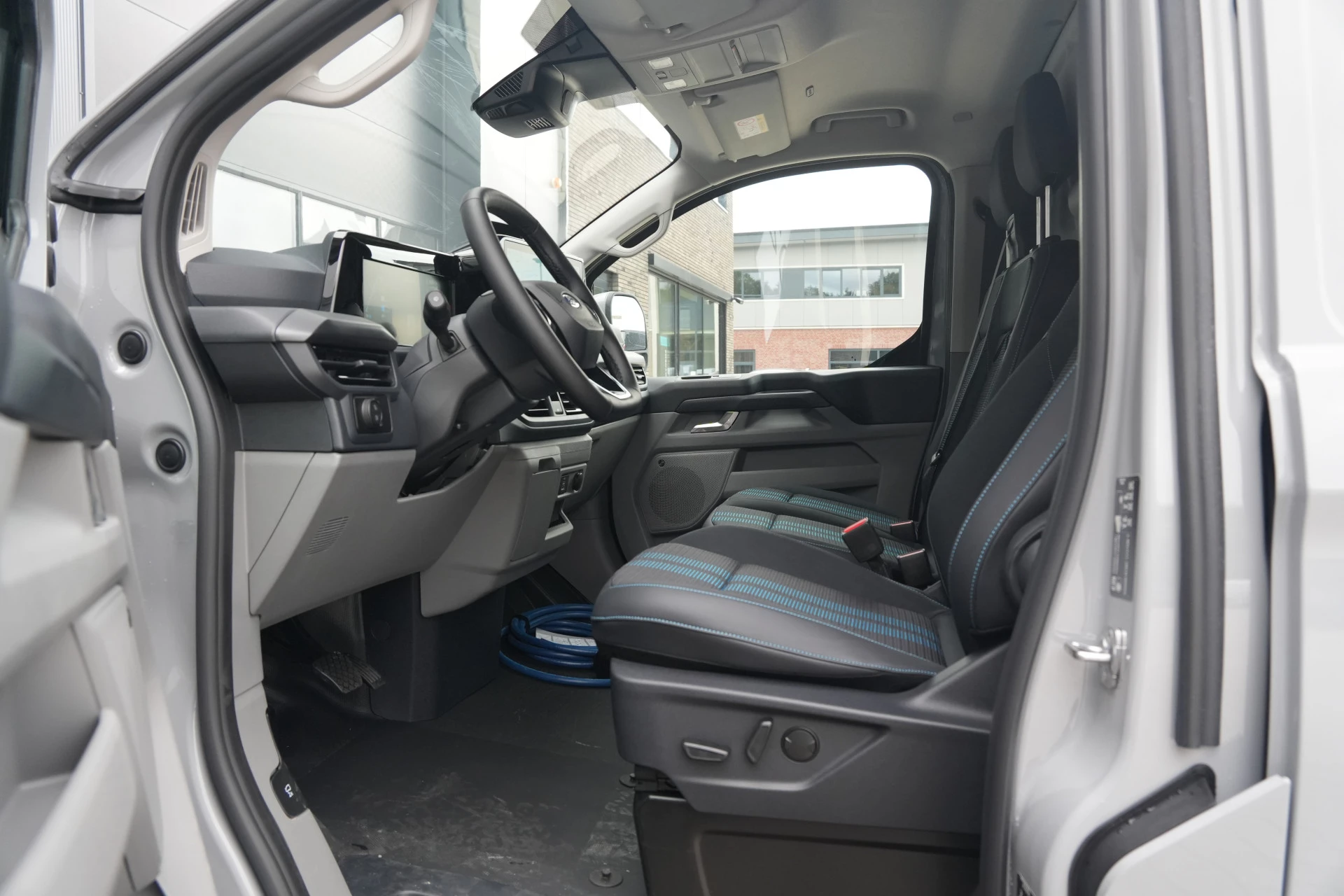 Hoofdafbeelding Ford E-Transit Custom