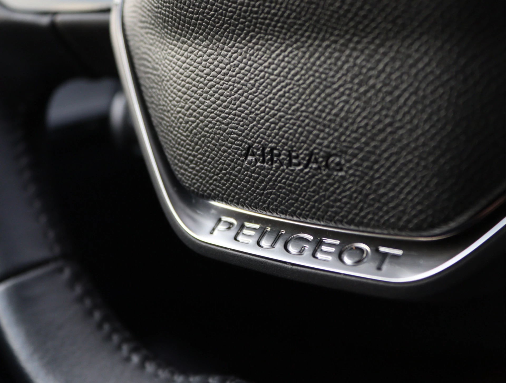 Hoofdafbeelding Peugeot e-208