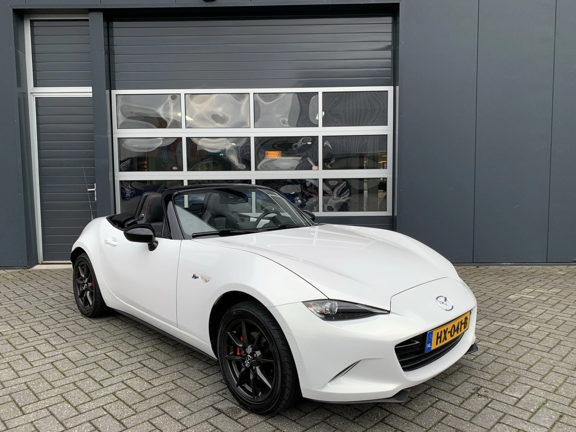Hoofdafbeelding Mazda MX-5
