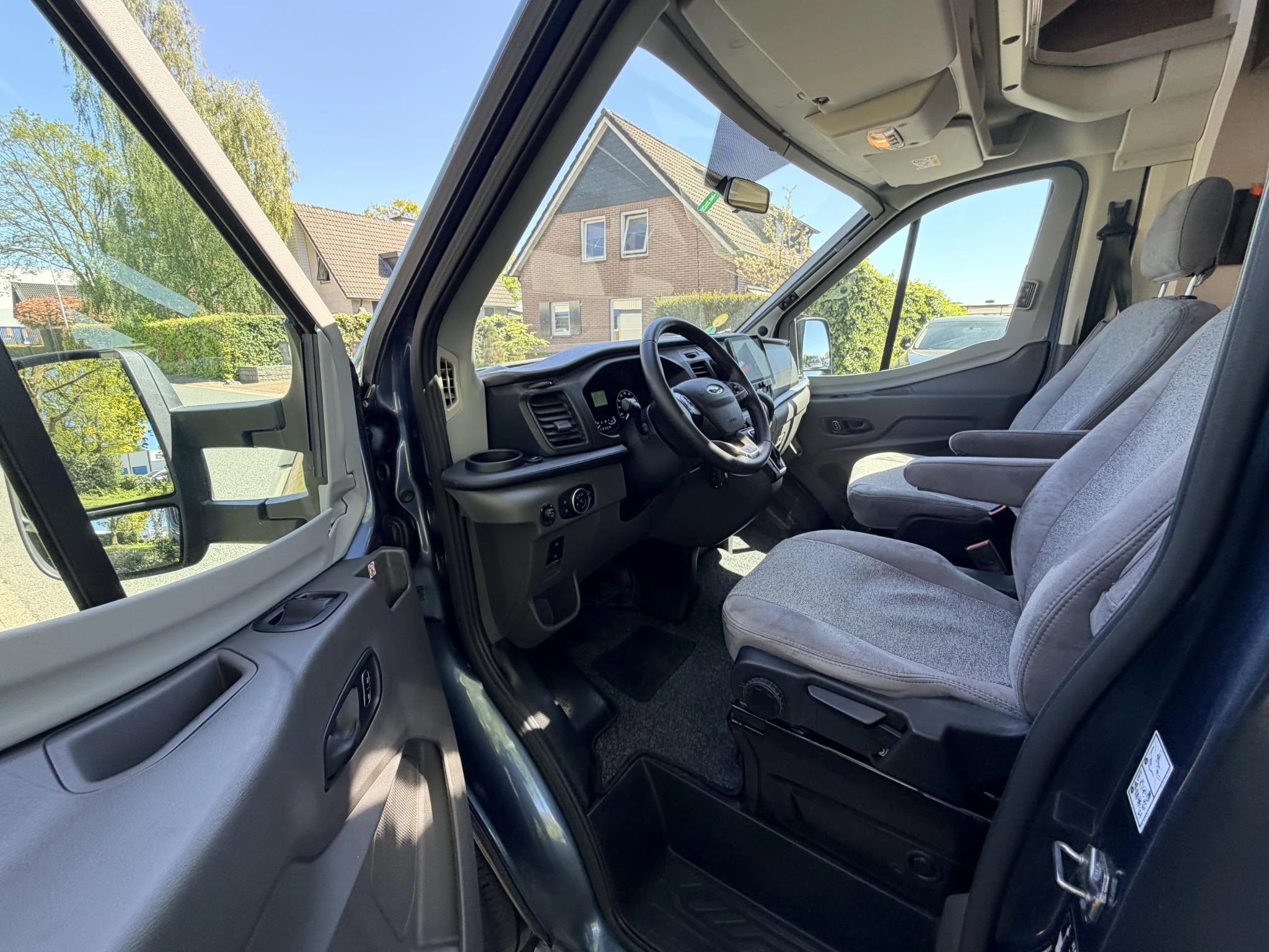 Hoofdafbeelding Carado T447t Ford 130PK Camper•Automaat•TV•5Persoons
