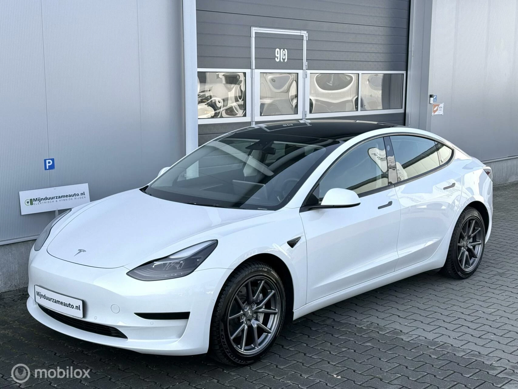 Hoofdafbeelding Tesla Model 3