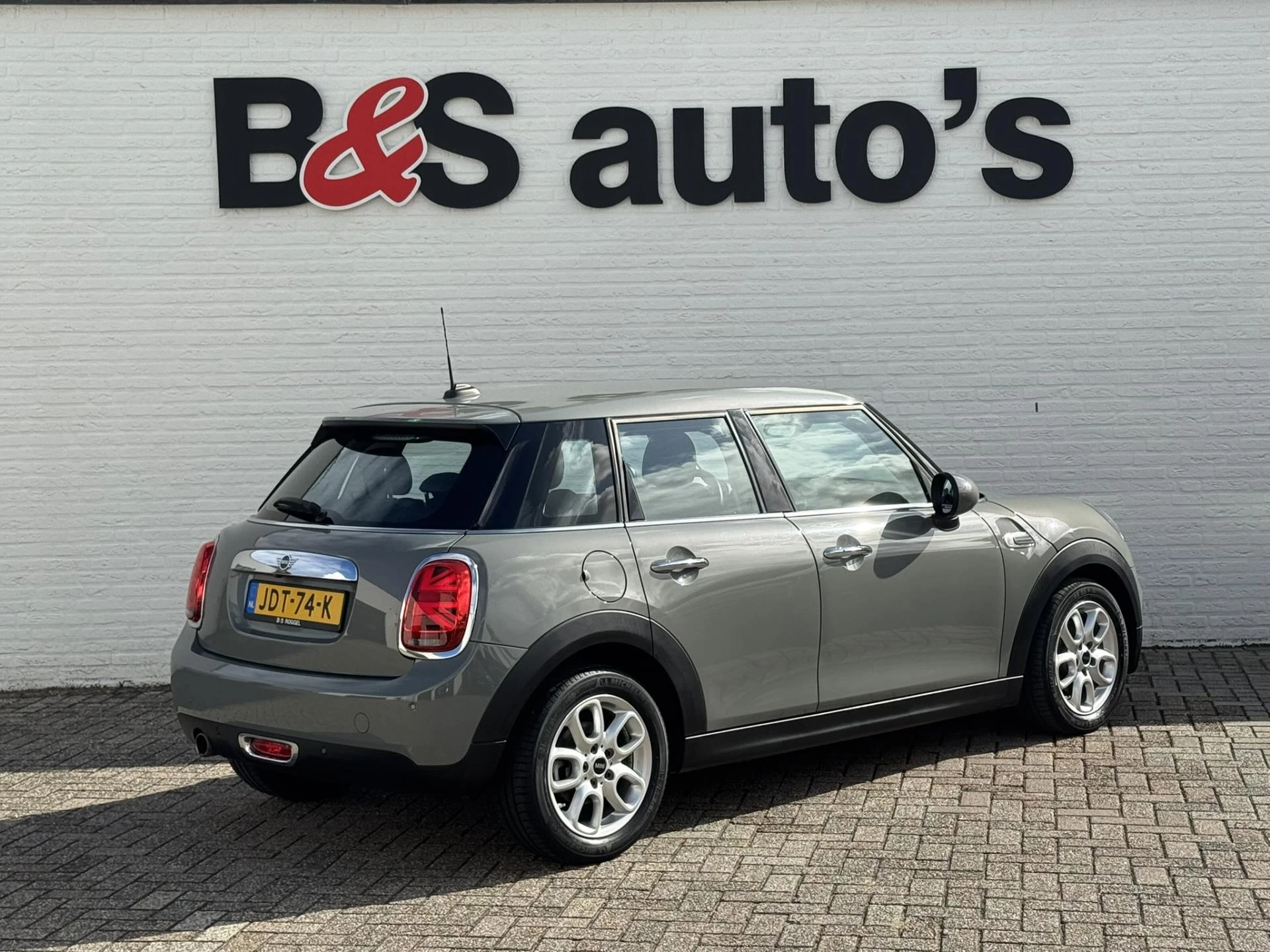 Hoofdafbeelding MINI 5-deurs