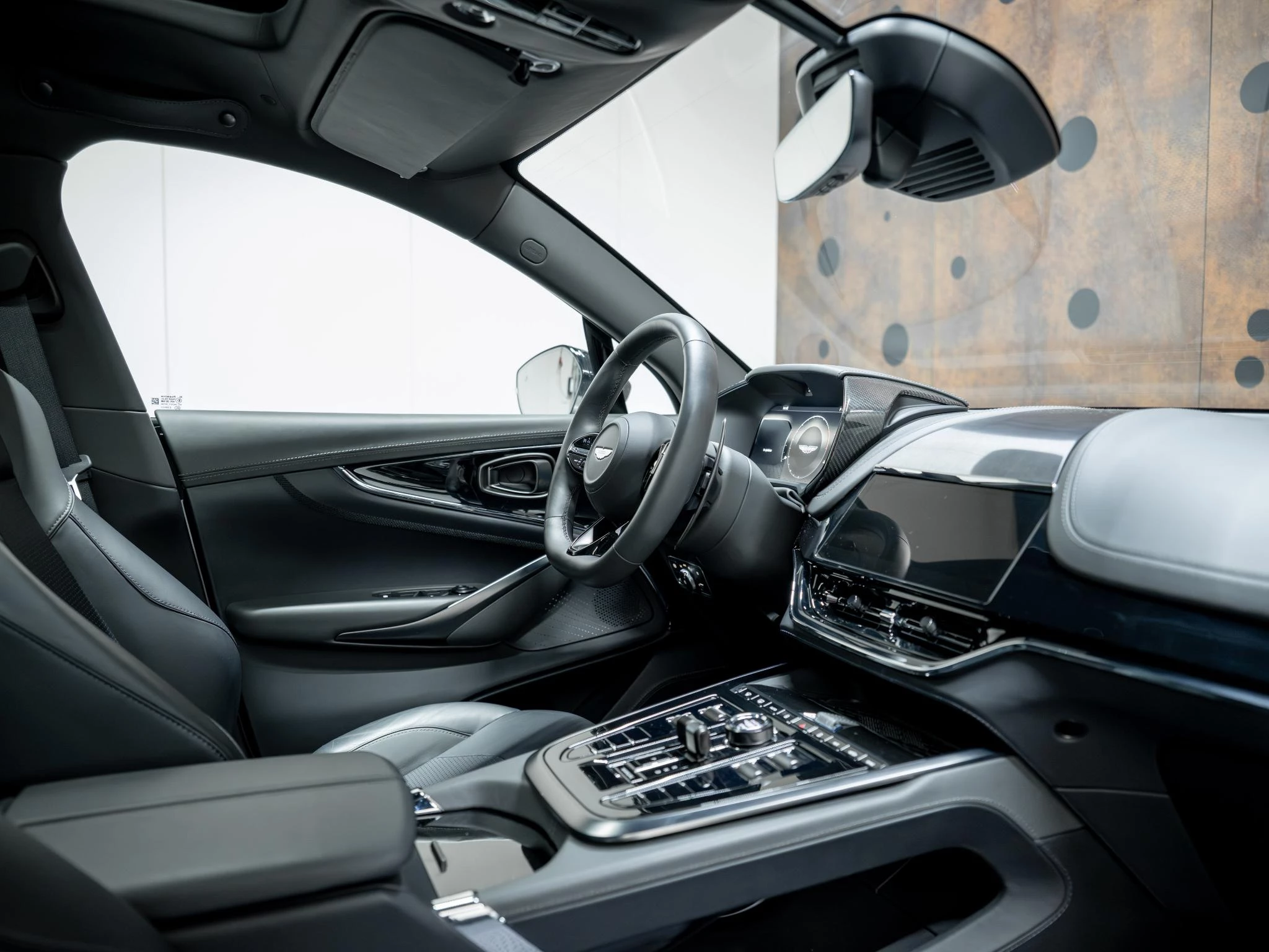 Hoofdafbeelding Aston Martin DBX
