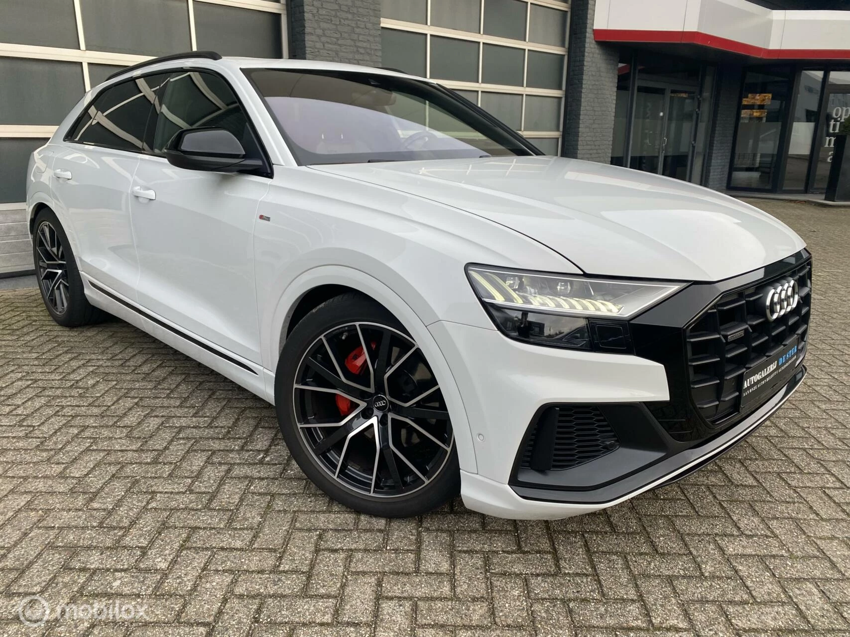 Hoofdafbeelding Audi Q8