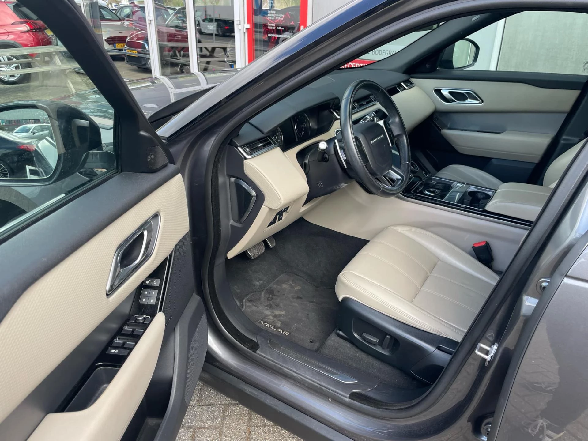 Hoofdafbeelding Land Rover Range Rover Velar