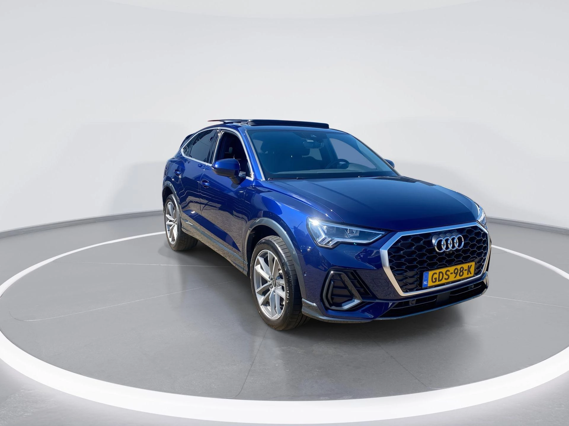 Hoofdafbeelding Audi Q3