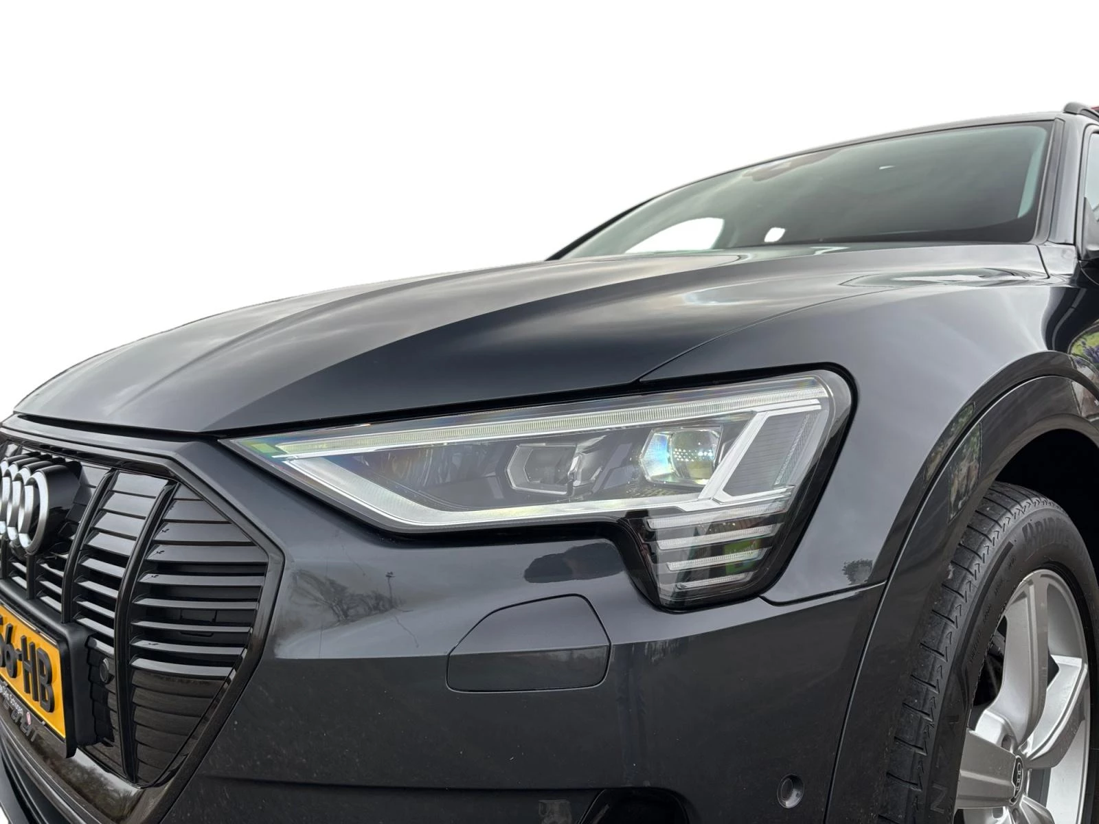 Hoofdafbeelding Audi e-tron