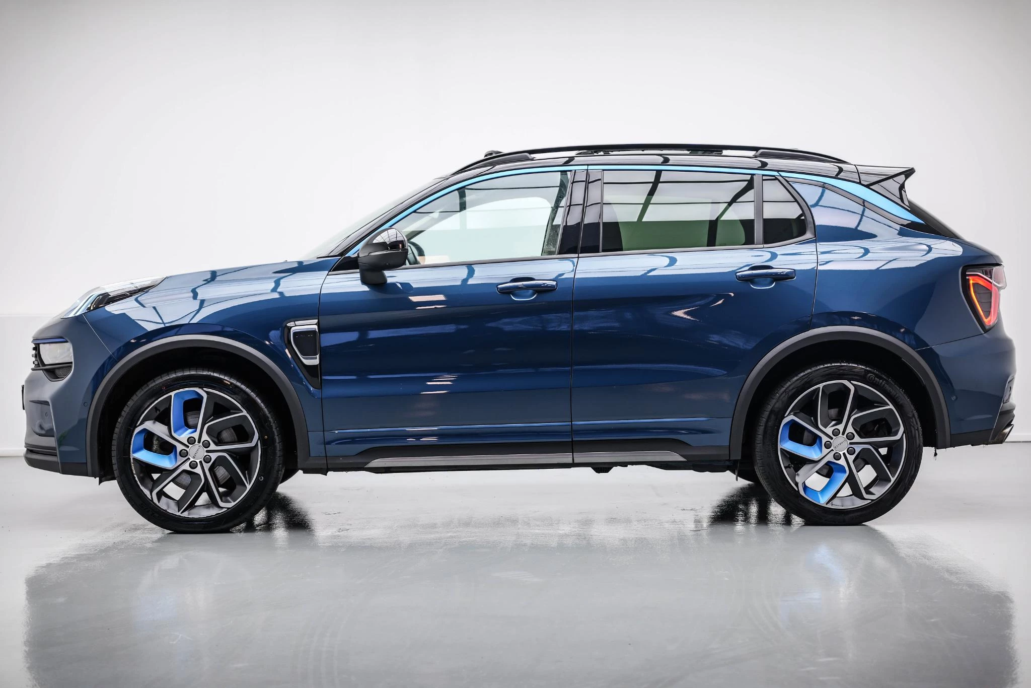 Hoofdafbeelding Lynk & Co 01