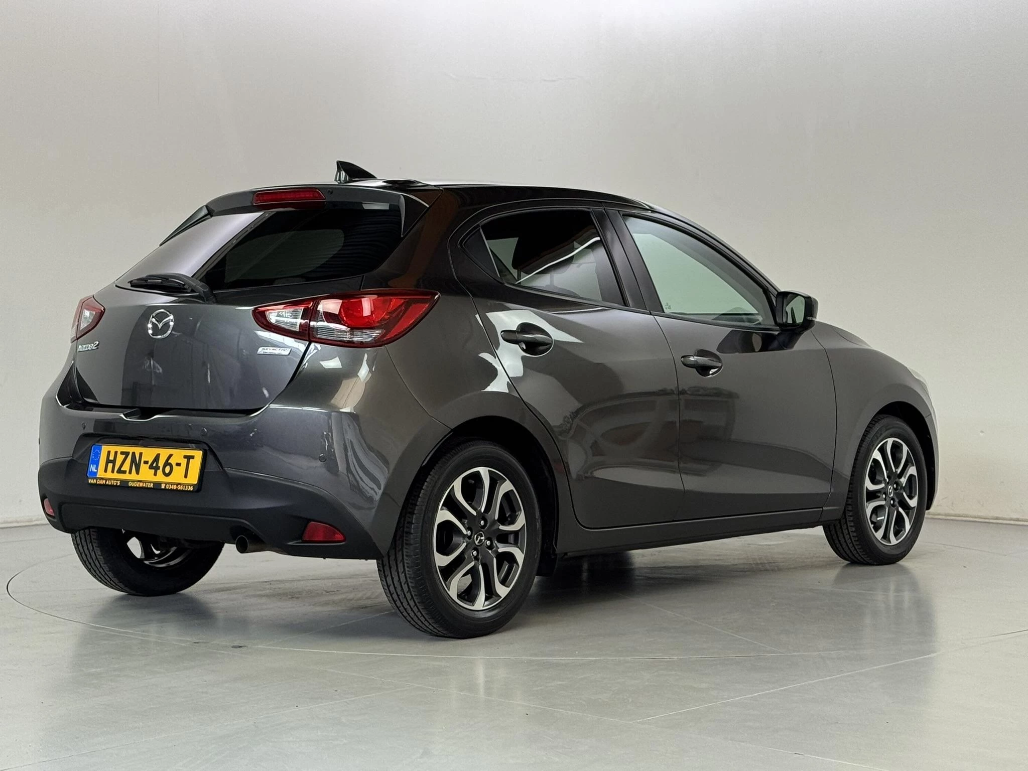 Hoofdafbeelding Mazda 2