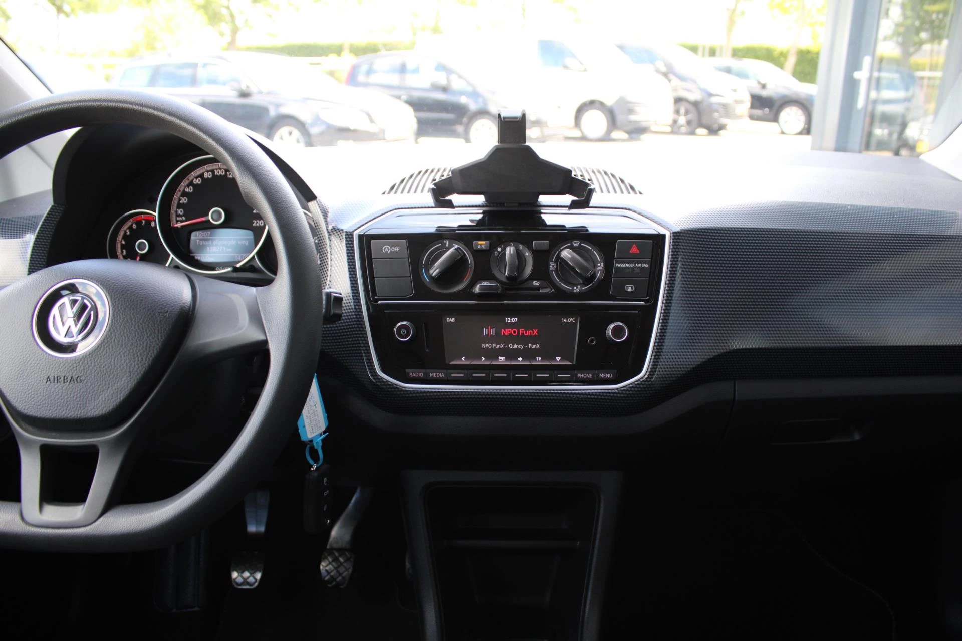 Hoofdafbeelding Volkswagen up!