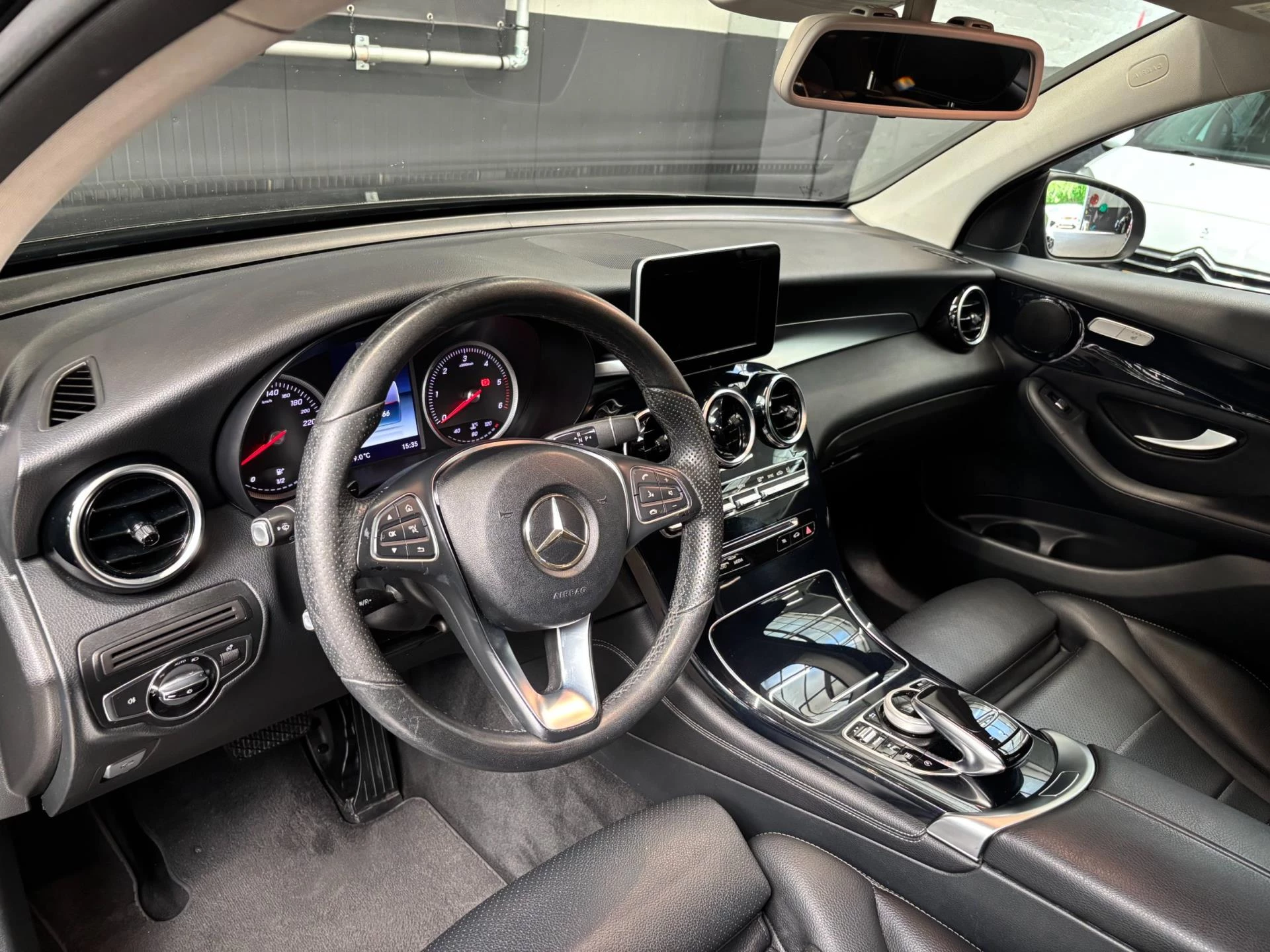 Hoofdafbeelding Mercedes-Benz GLC
