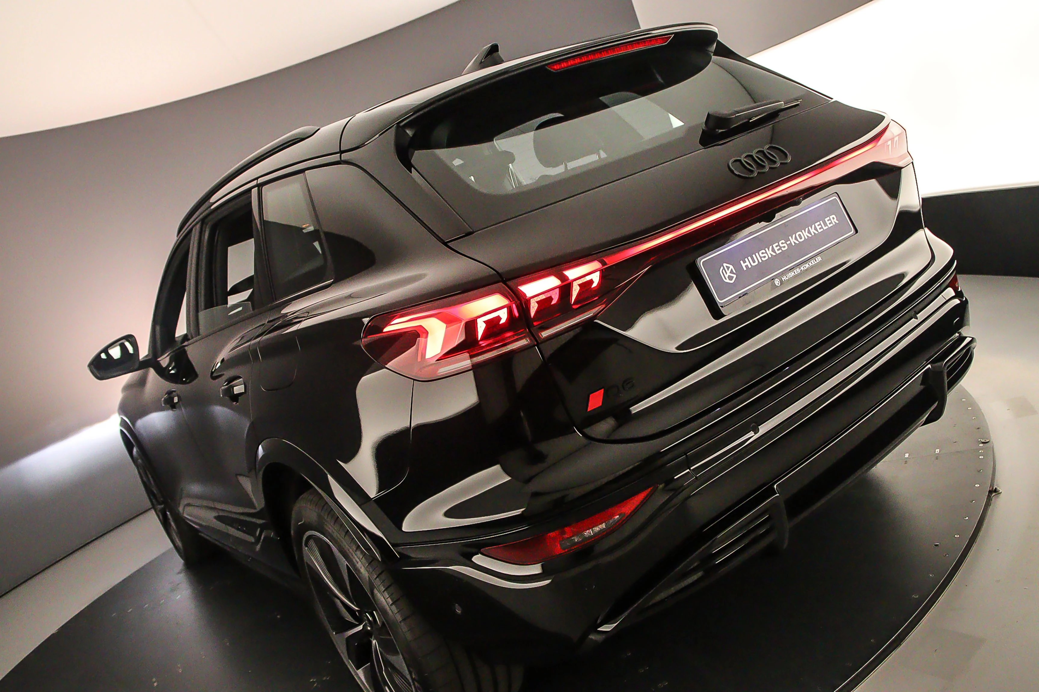 Hoofdafbeelding Audi Q6 e-tron