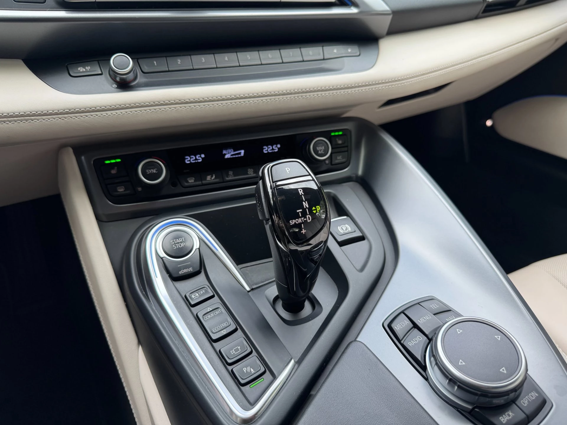 Hoofdafbeelding BMW i8