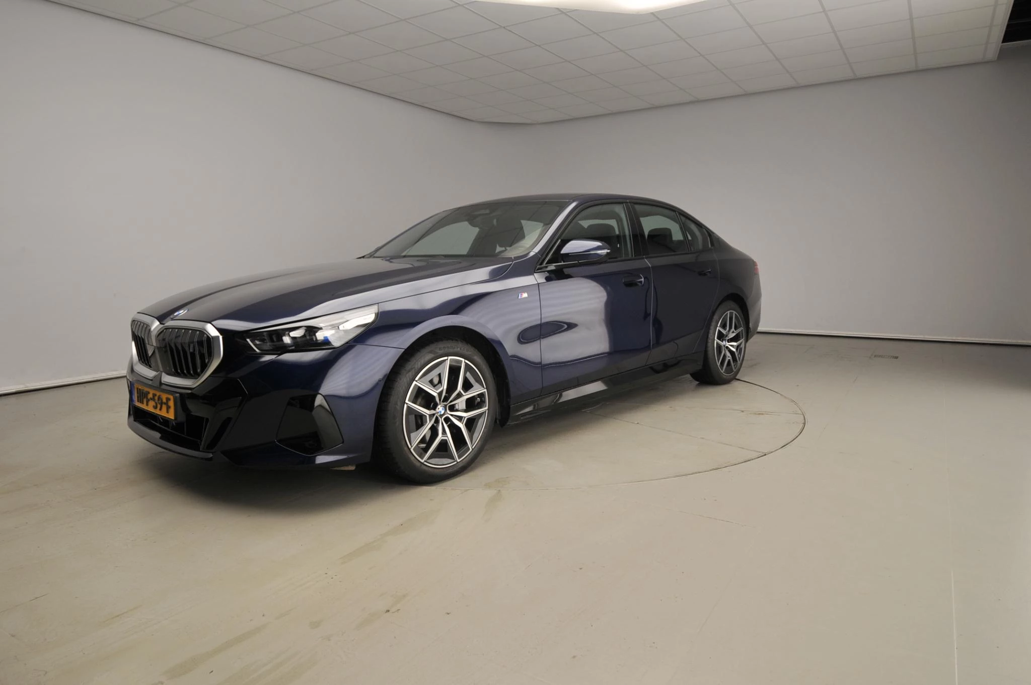 Hoofdafbeelding BMW i5