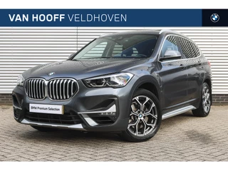 BMW X1 xDrive25e High Executive xLine Automaat / Panoramadak / Sportstoelen / Achteruitrijcamera / Adaptieve LED / Active Cruise Control / Head-Up / Park Assistant