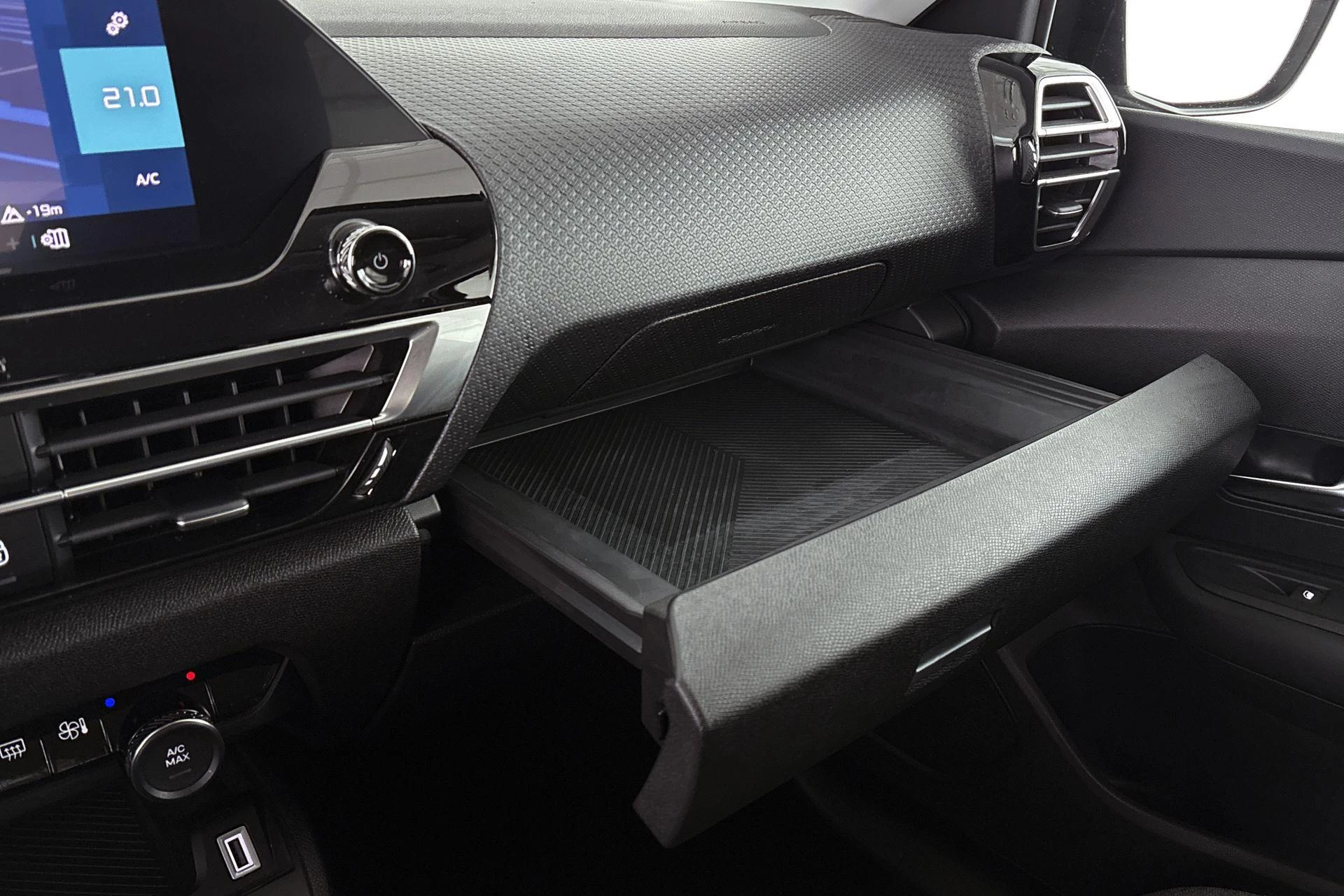 Hoofdafbeelding Citroën ë-C4