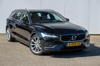 Hoofdafbeelding Volvo V60 Volvo V60 T4 Momentum Pro Automaat | Adaptief Cruise | Trekhaak | Keyless