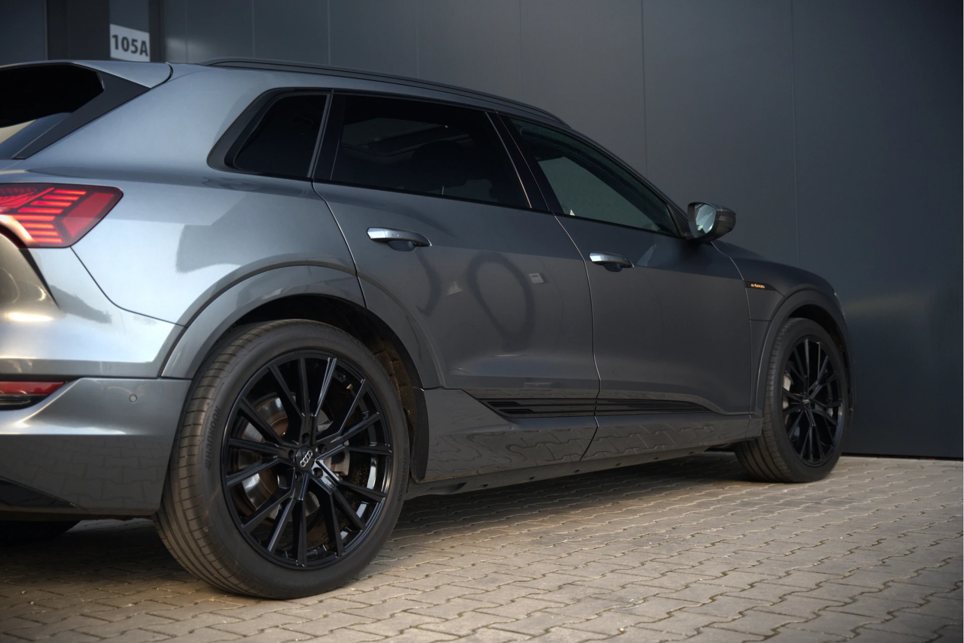 Hoofdafbeelding Audi e-tron