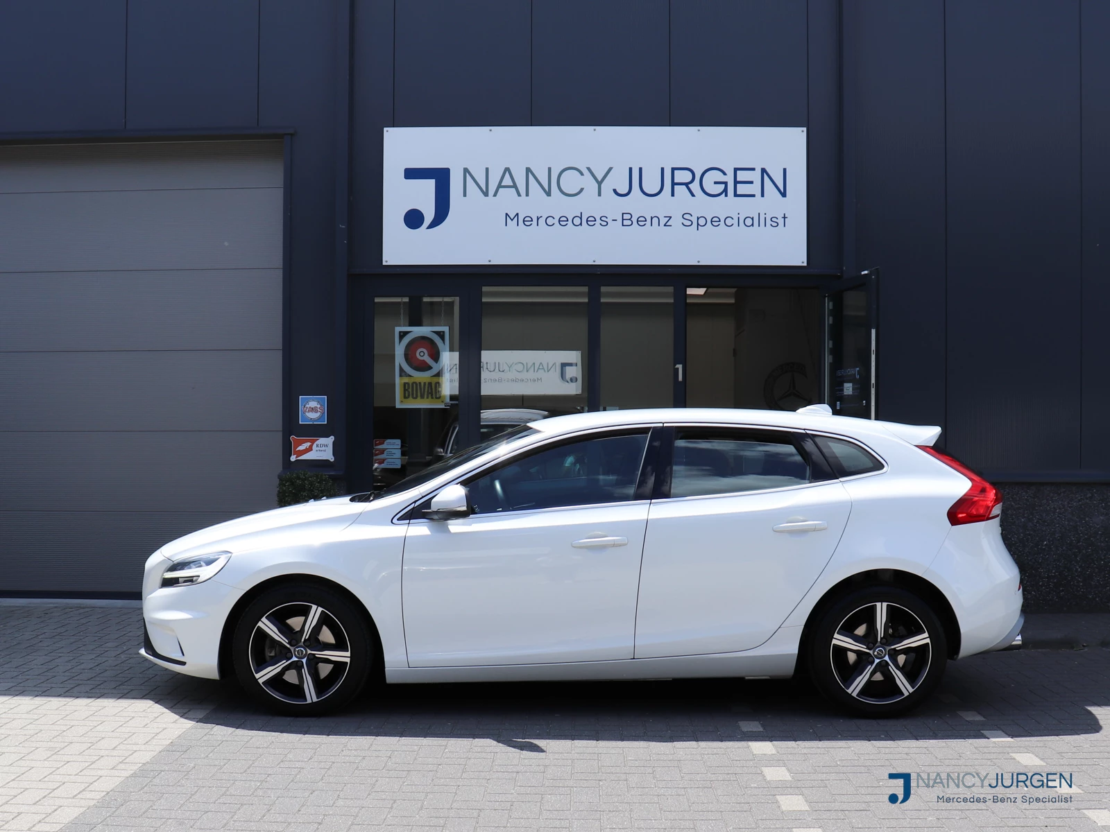 Hoofdafbeelding Volvo V40