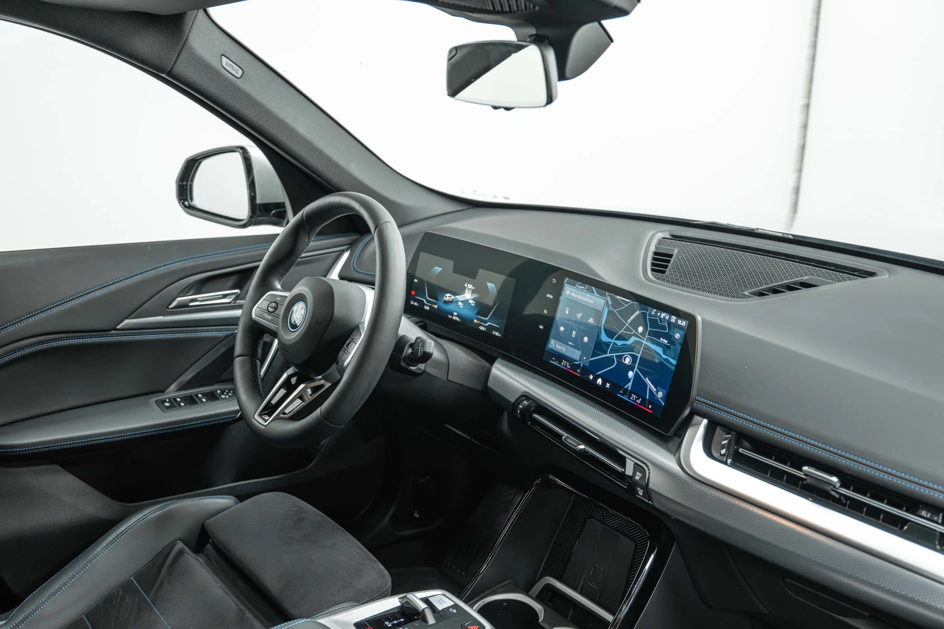 Hoofdafbeelding BMW iX1