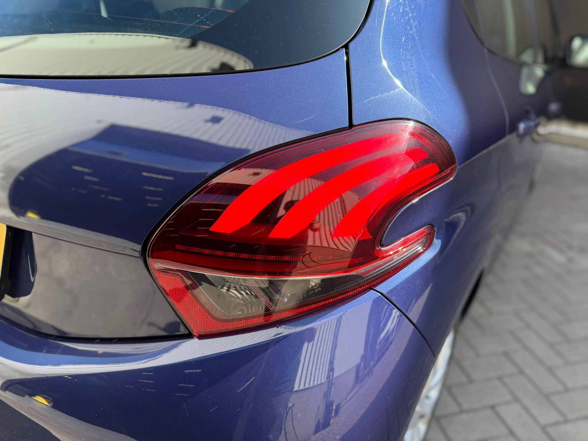 Hoofdafbeelding Peugeot 208