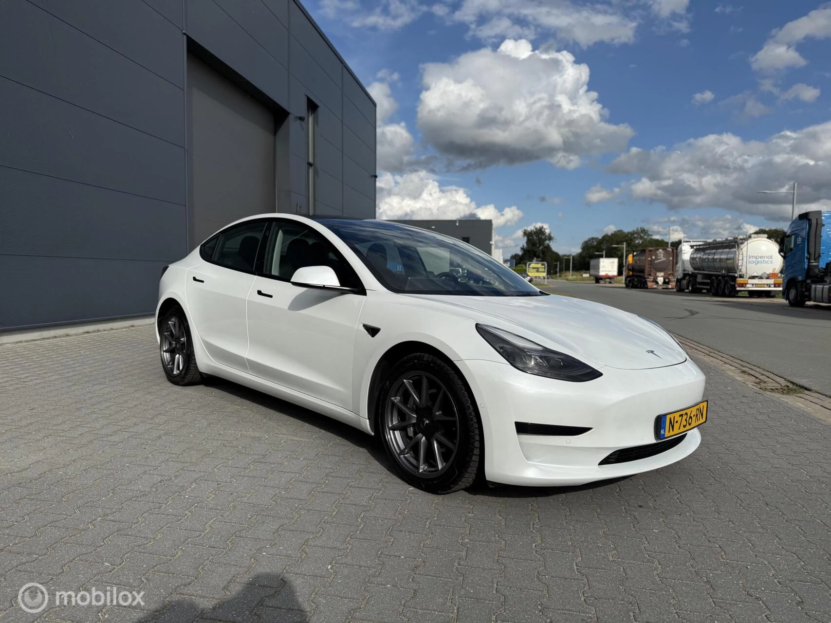 Hoofdafbeelding Tesla Model 3