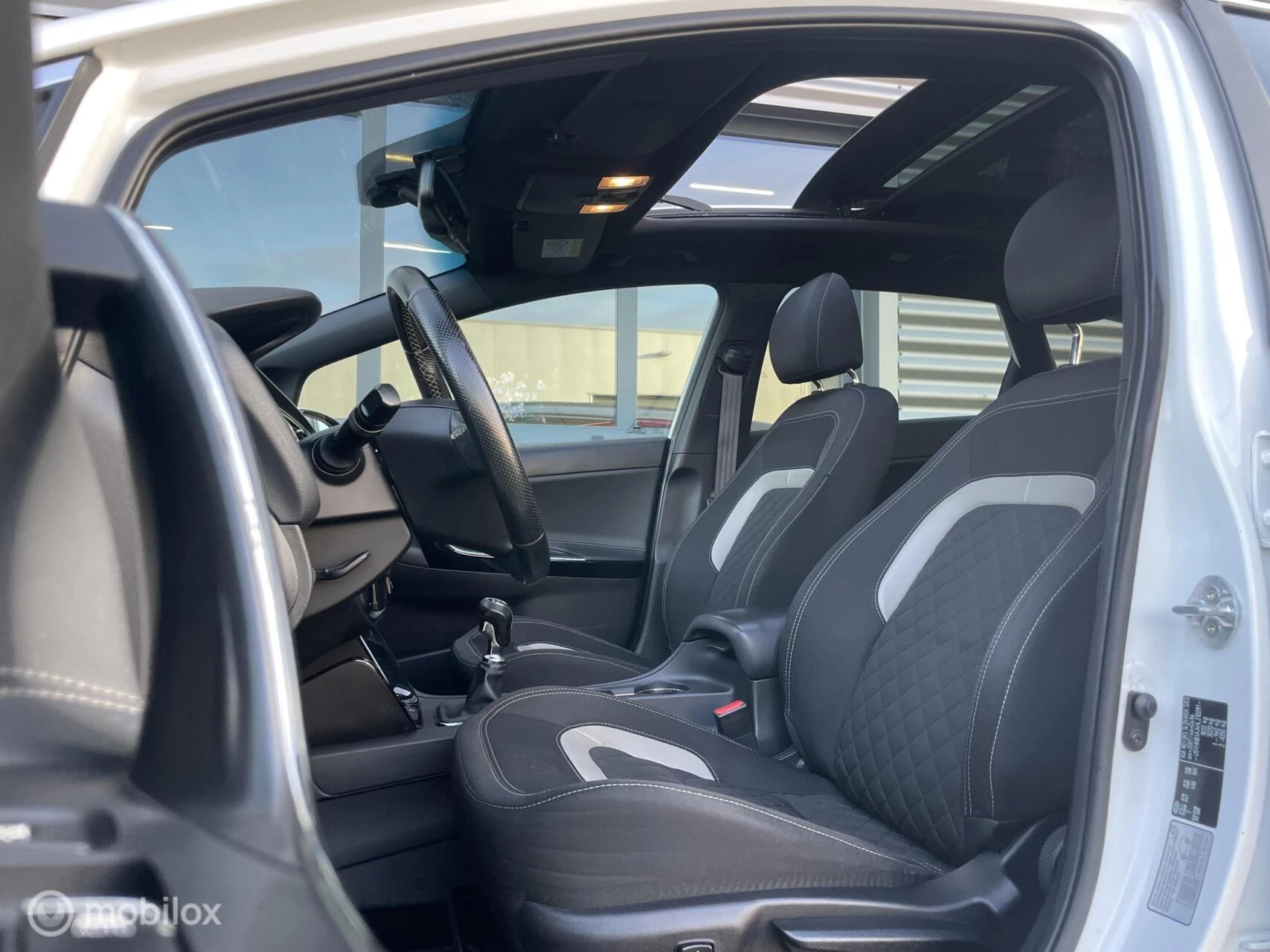 Hoofdafbeelding Kia cee'd