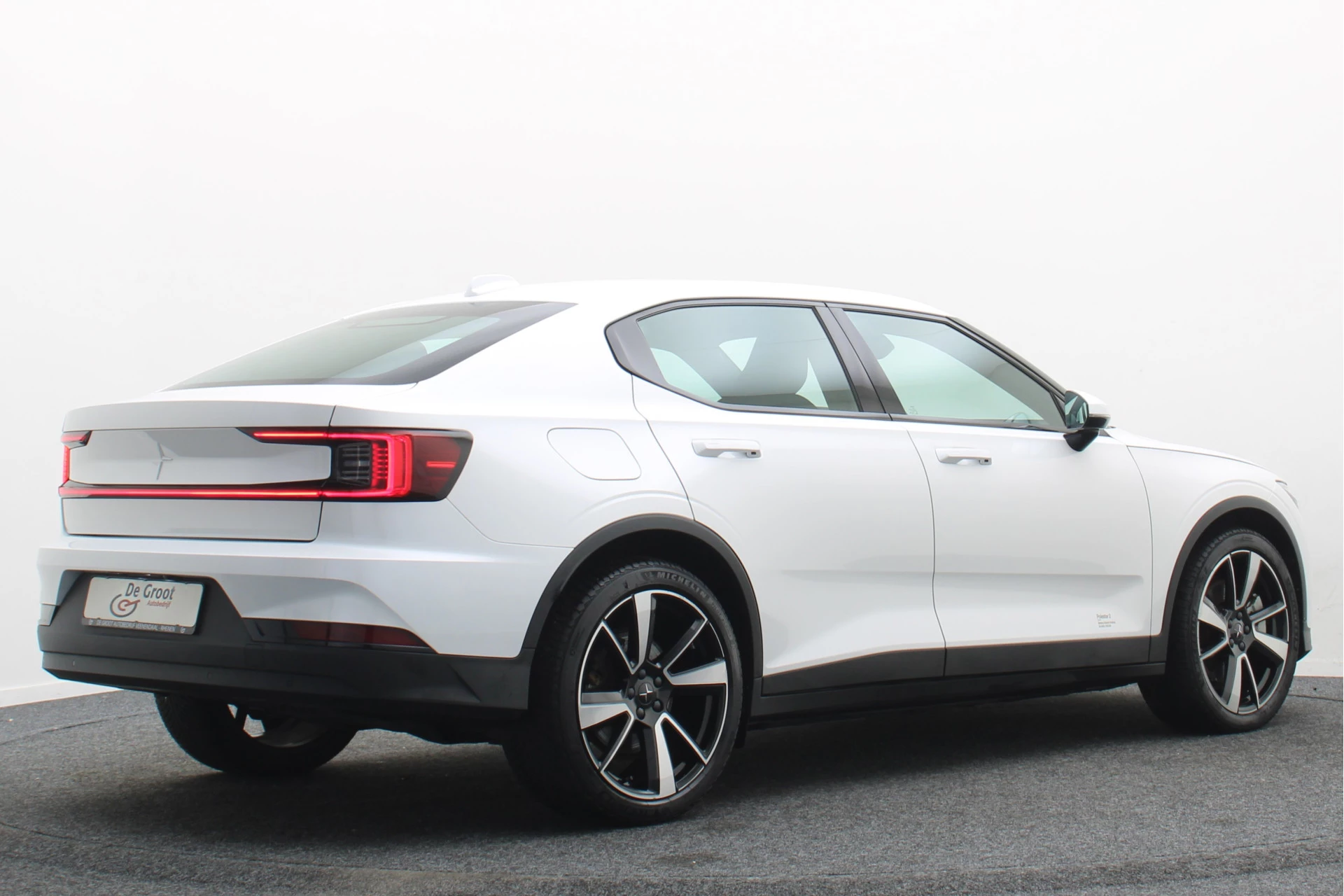 Hoofdafbeelding Polestar 2