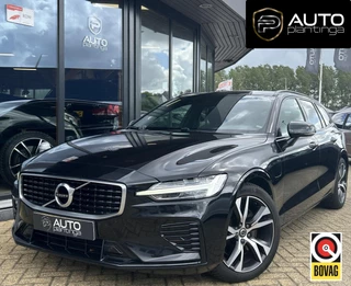 Volvo V60 2.0 T8 Twin Engine AWD R-Design 331PK | Achteruitrijcamera | Elektrische Trekhaak | Nieuwe APK | LED | Carplay | Lederen Bekleding | Elektrisch Bestuurdersstoel met Geheugen | Elektrisch Verstelbare Passagiersstoel | Stoelverwarming | Navigatie | 2 Sleutels | Elek Achterklep |