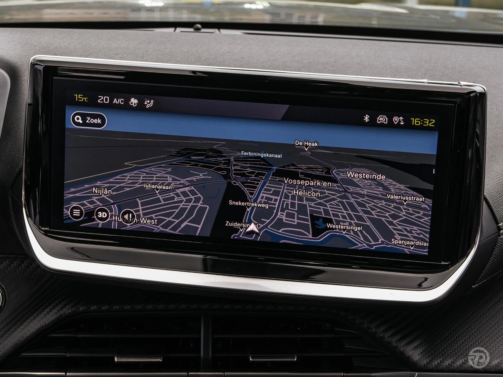 Hoofdafbeelding Peugeot e-2008