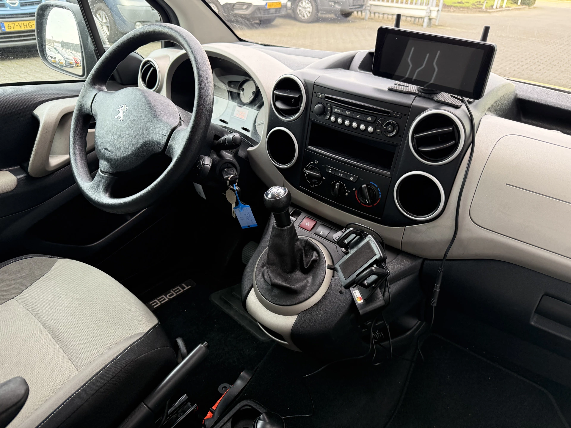 Hoofdafbeelding Peugeot Partner