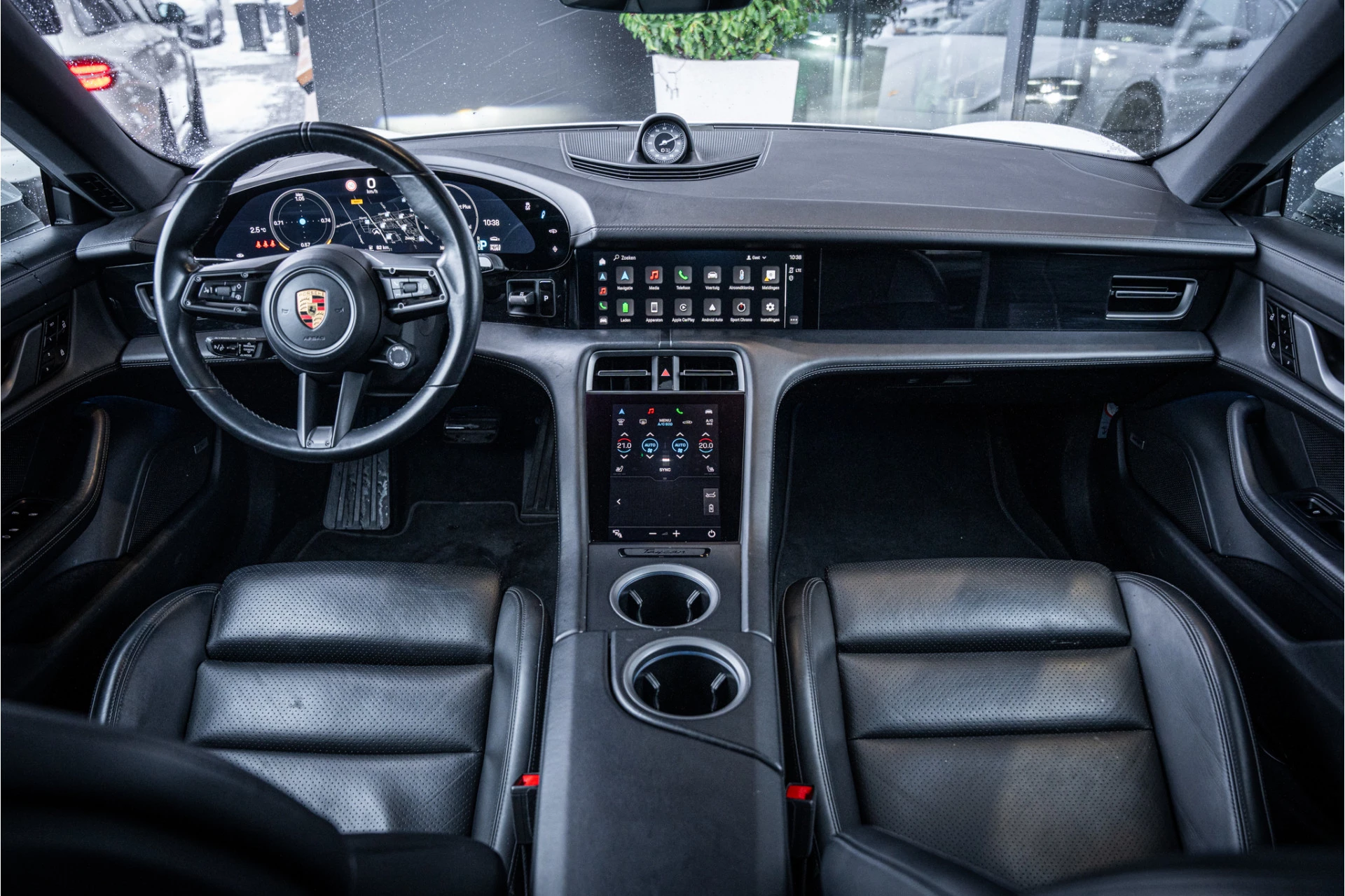 Hoofdafbeelding Porsche Taycan