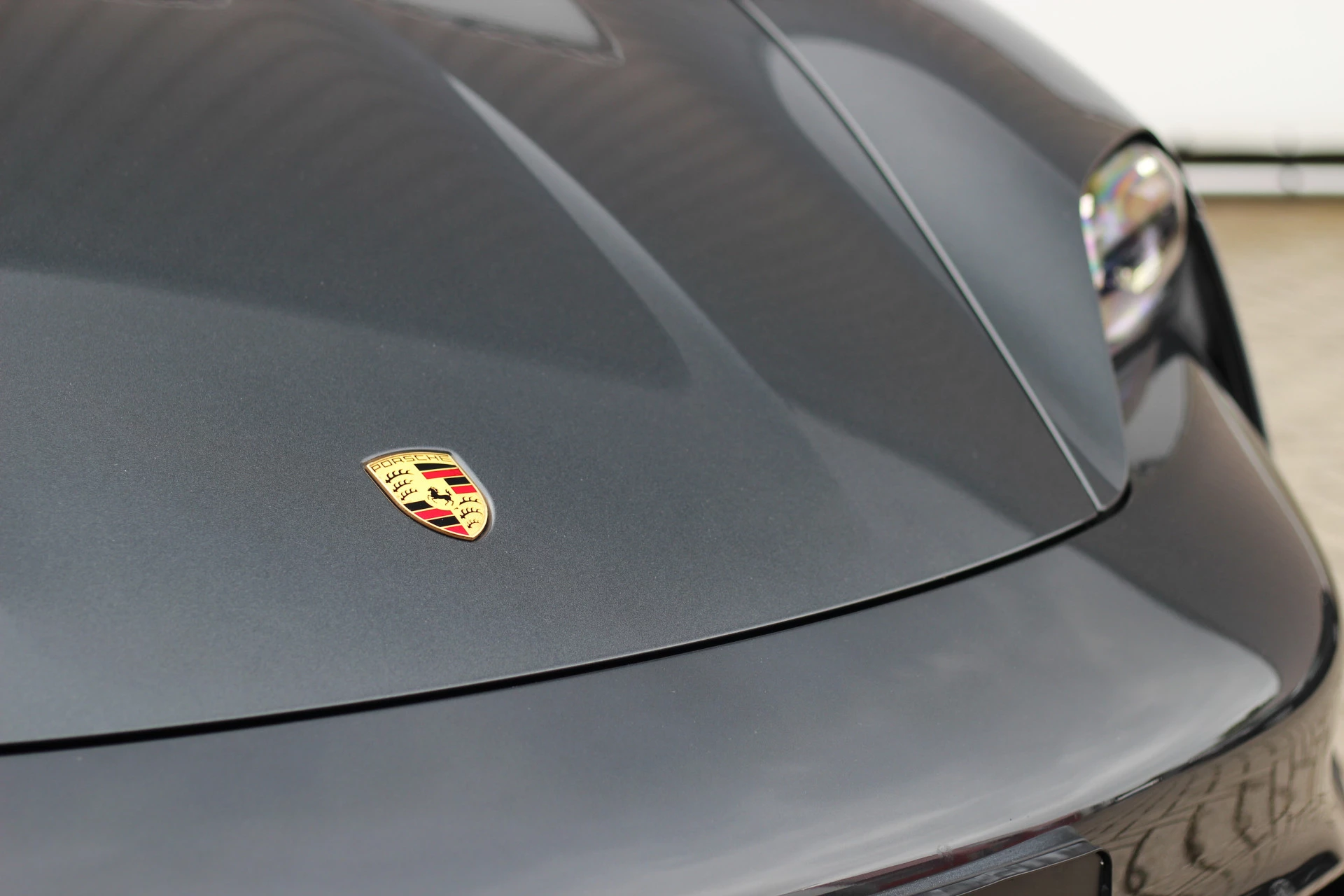 Hoofdafbeelding Porsche Taycan