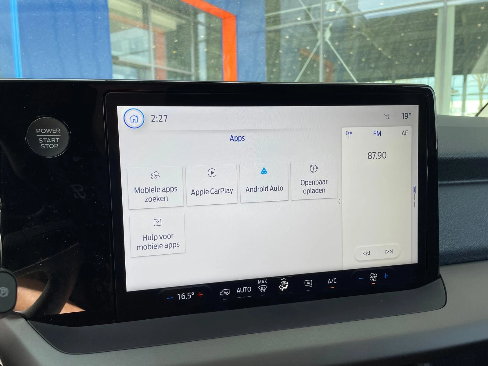 Hoofdafbeelding Ford E-Transit Courier