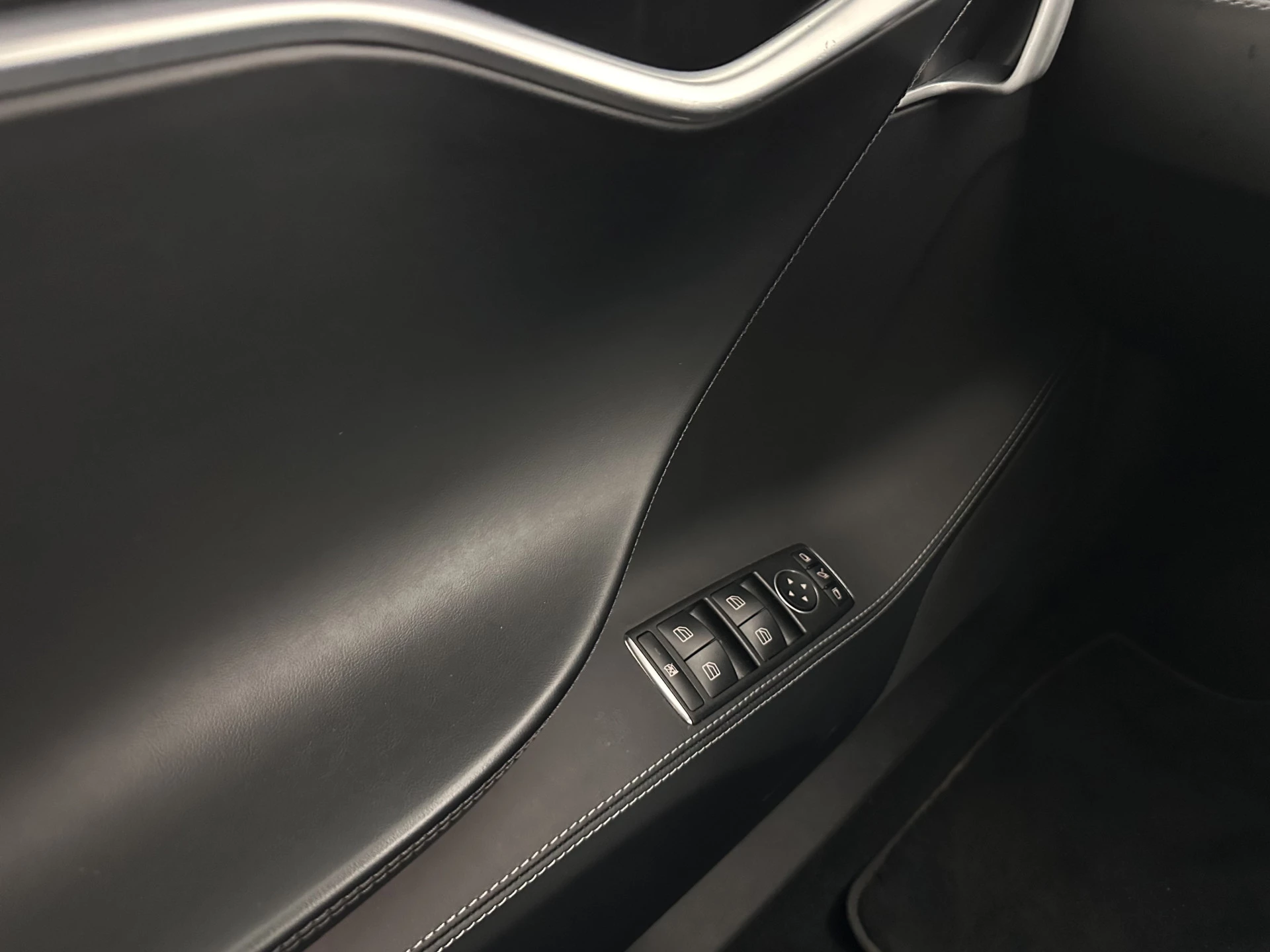 Hoofdafbeelding Tesla Model S