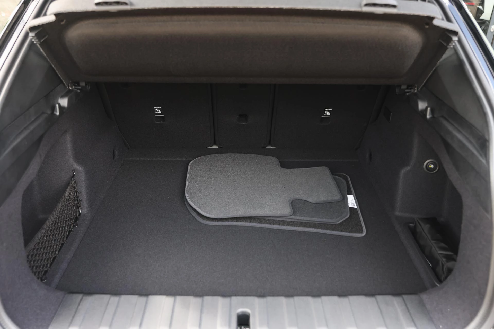Hoofdafbeelding BMW iX2