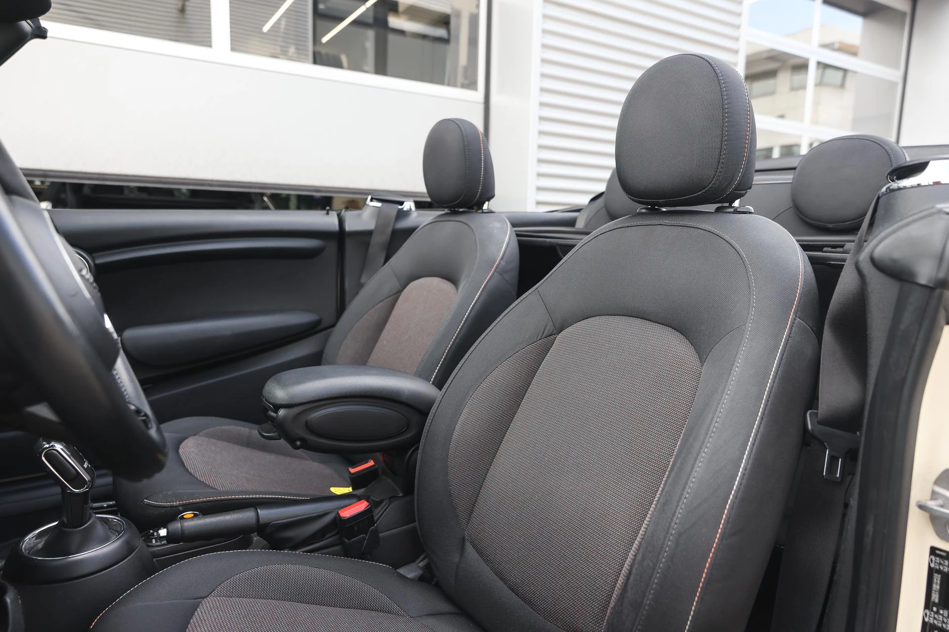 Hoofdafbeelding MINI Cooper Cabrio