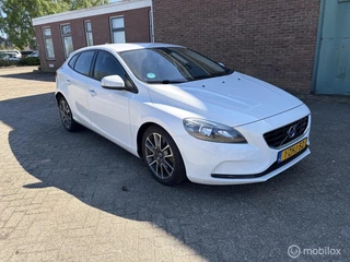 Volvo V40 2.0 D4