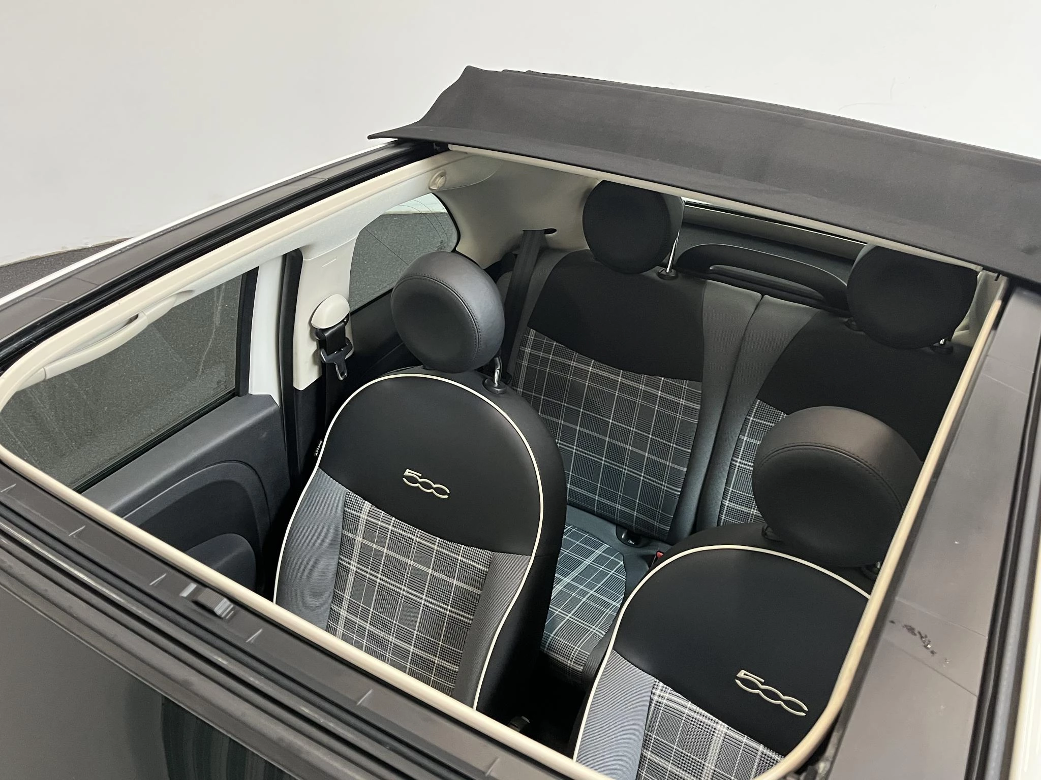 Hoofdafbeelding Fiat 500C