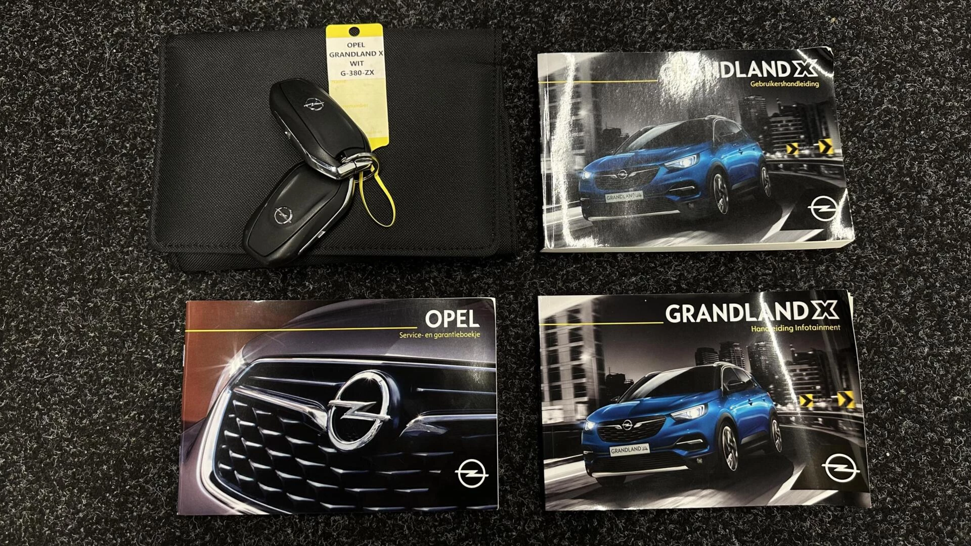 Hoofdafbeelding Opel Grandland X