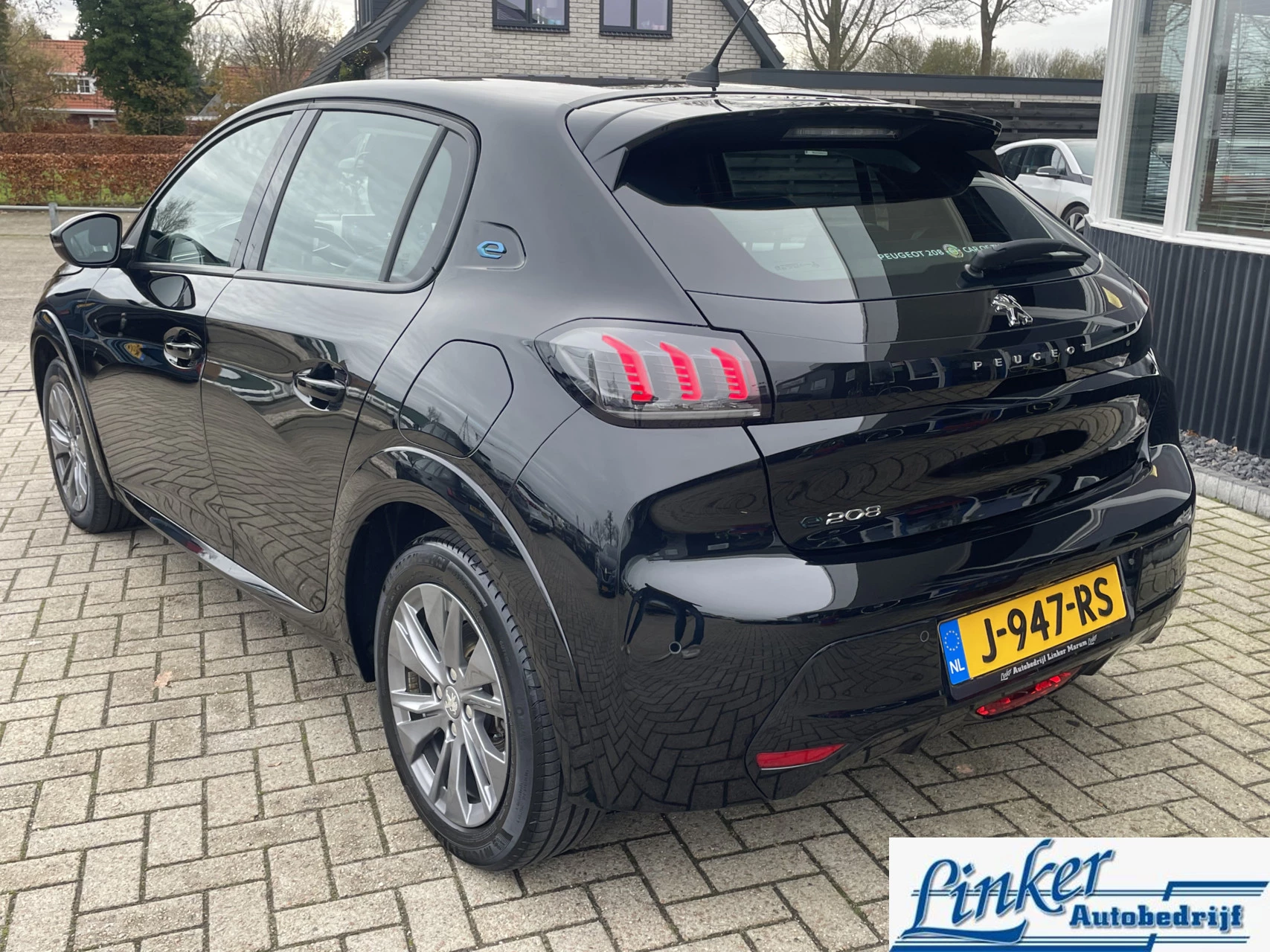 Hoofdafbeelding Peugeot e-208