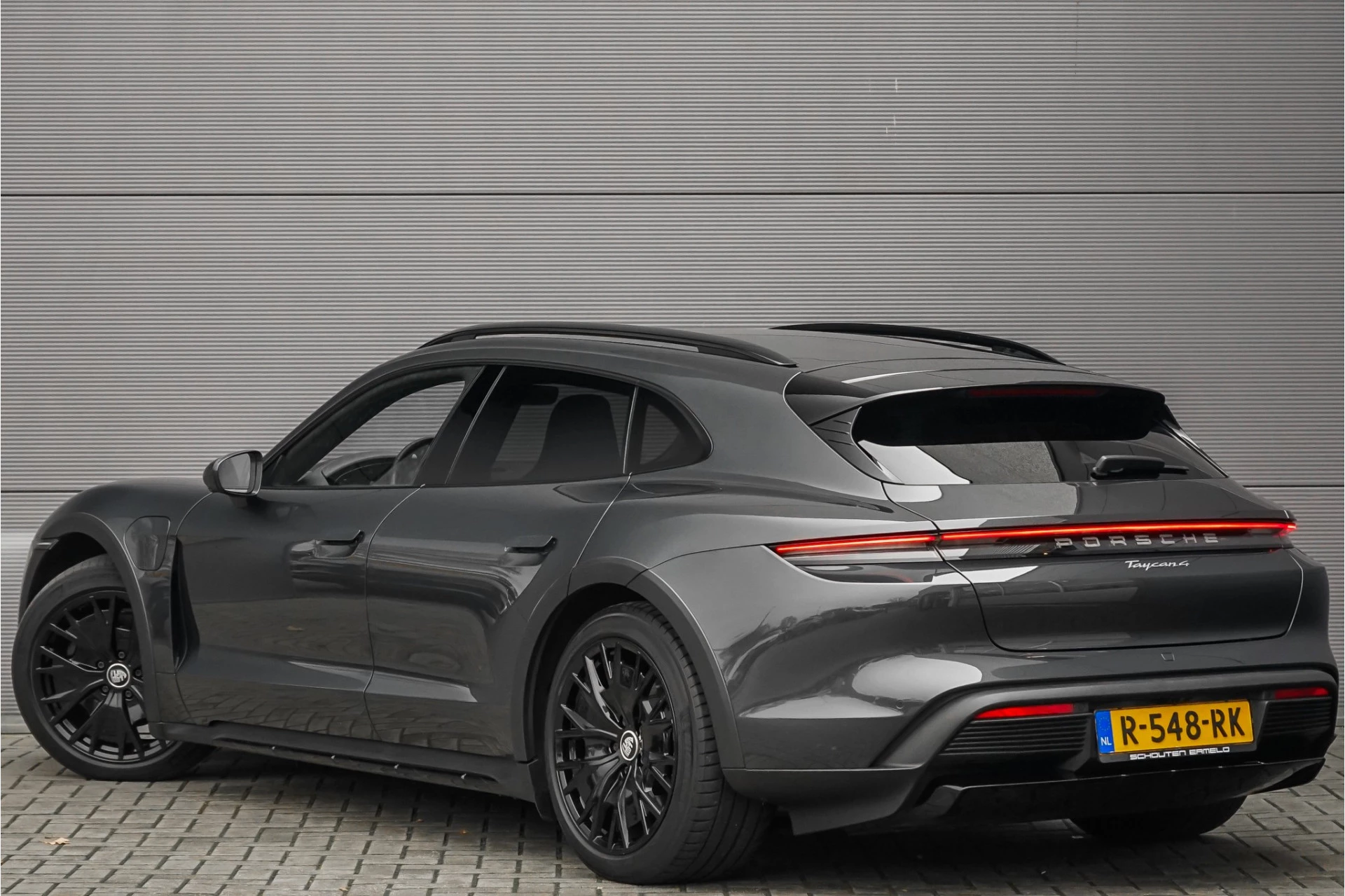 Hoofdafbeelding Porsche Taycan