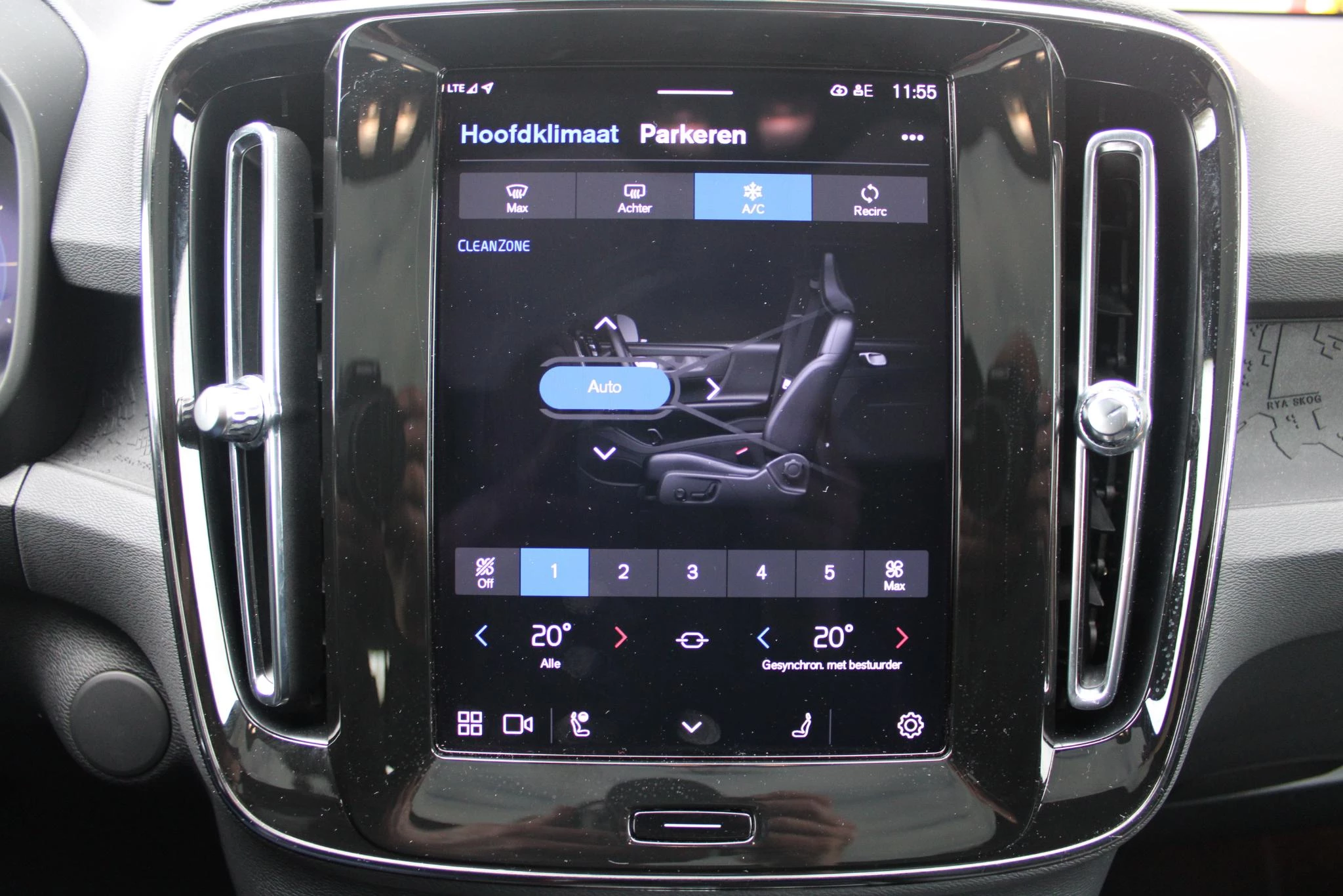 Hoofdafbeelding Volvo C40