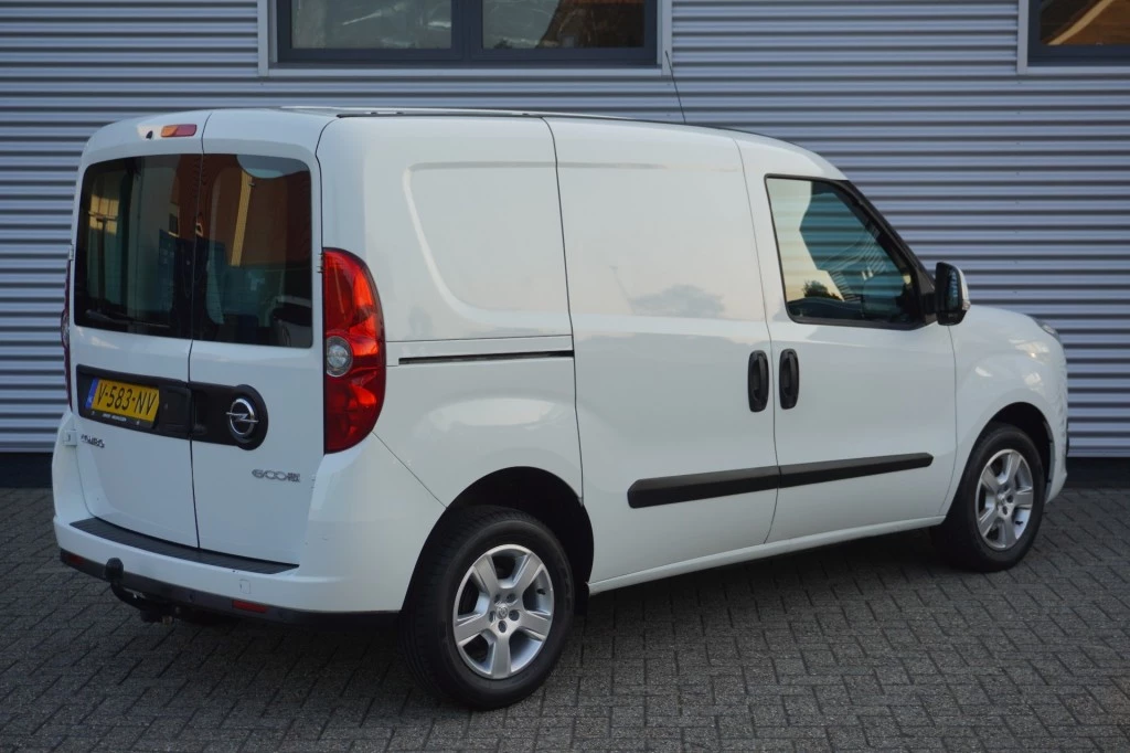 Hoofdafbeelding Opel Combo