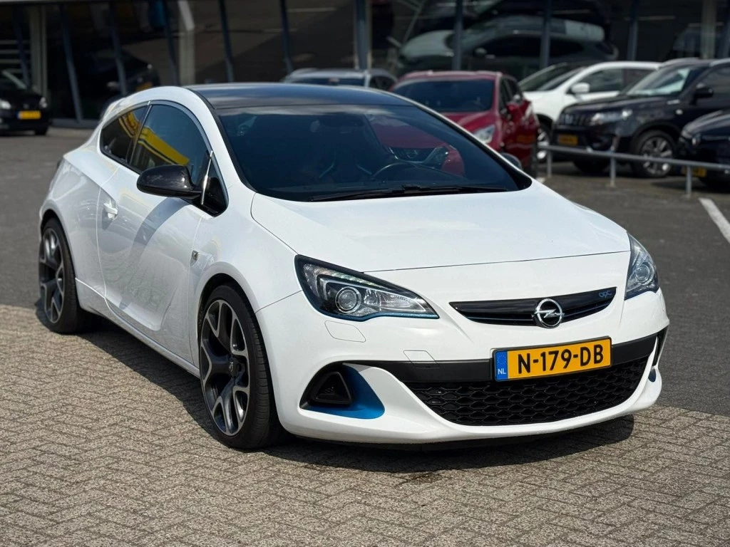 Hoofdafbeelding Opel Astra