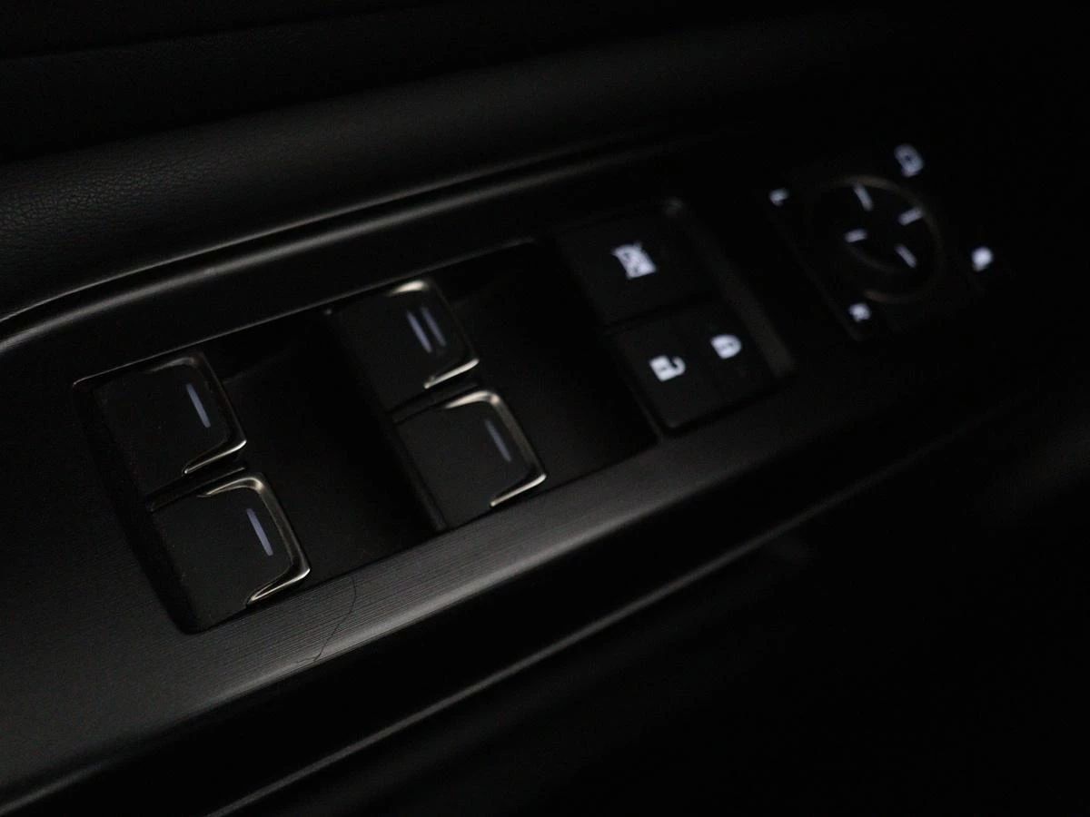 Hoofdafbeelding Lexus ES