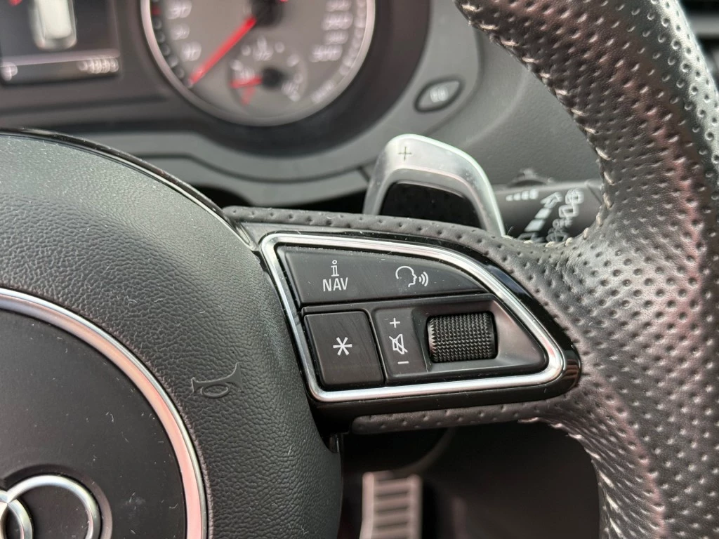 Hoofdafbeelding Audi RSQ3