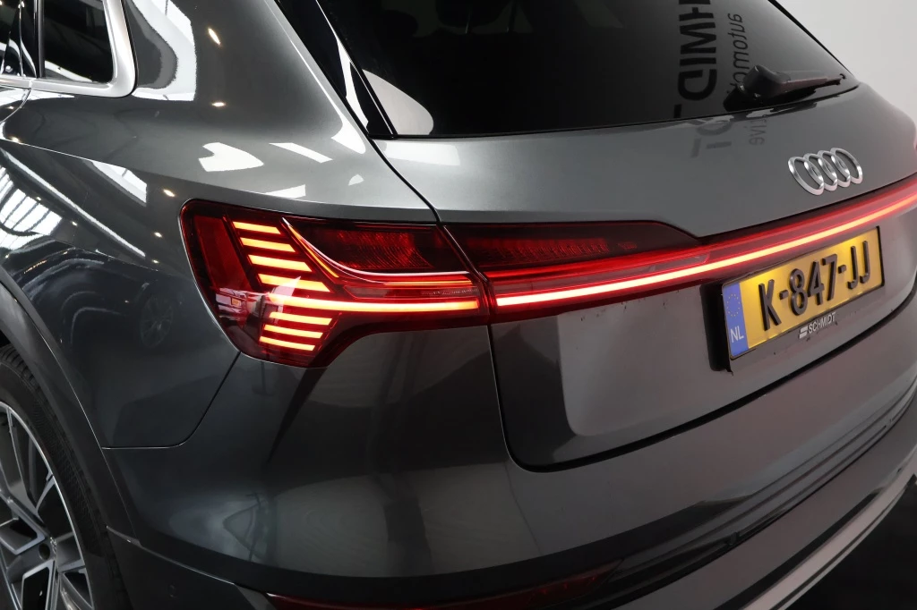 Hoofdafbeelding Audi e-tron